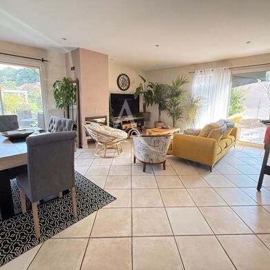 Maison 5 pièces 397000 €