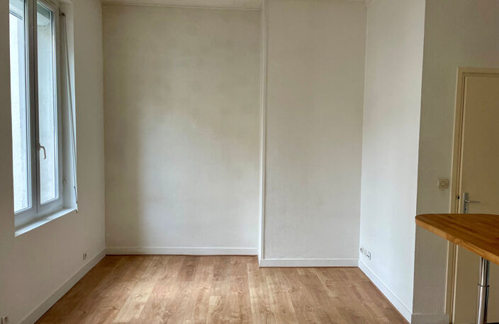 Appartement ROUEN (76000) Lycée Corneille 1 pièce 21.40m² — photo 4