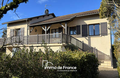 Maison pavillonnaire avec sous-sol complet et terrain clos — photo du bien