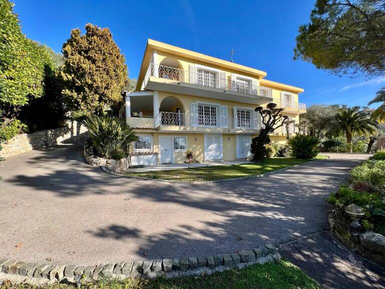 VILLA 386 m² dans domaine privé — photo 1