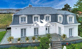 Maison 9 Pièces 230 m² à vendre à Rang-du-Fliers (62180)