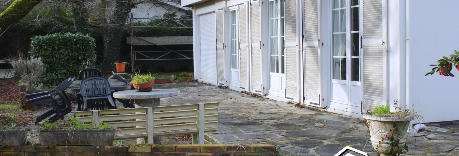 Maison 5 Pièces 102 m² à vendre à Saint-Sauveur (33250)