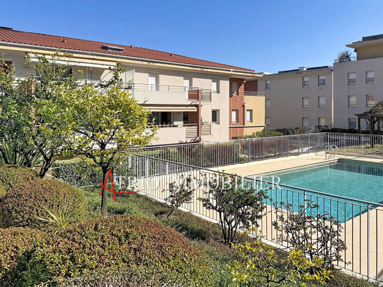 Proche centre, dans une belle résidence sécurisée avec piscine — photo 1