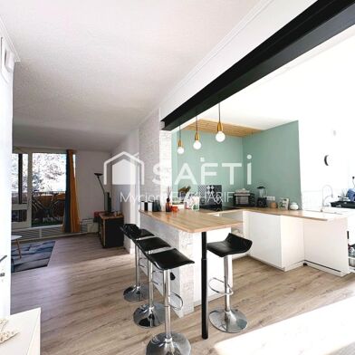 Appartement 4 pièces 155000 €