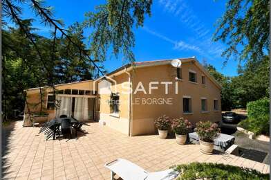 Maison 8 pièces 399000 €
