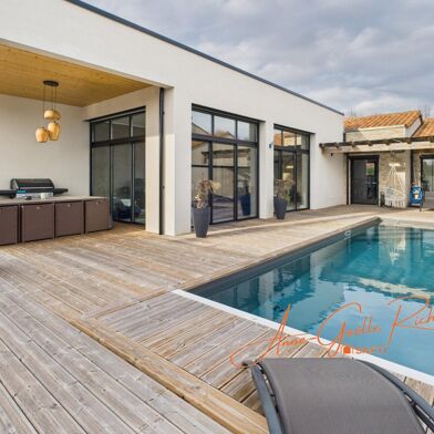 Maison 6 pièces 670000 €