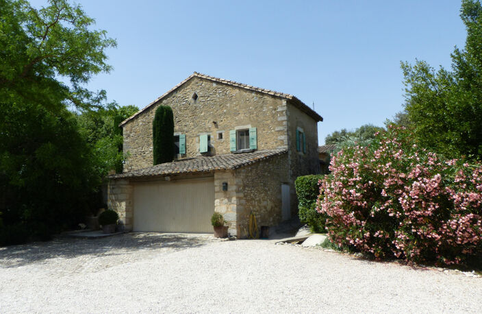 MAS A VENDRE SUR LES HAUTEURS DE BOULBON — photo 4