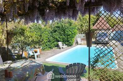 Maison 10 pièces 265000 €