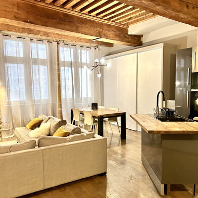 Appartement 2 pièces 1245 €