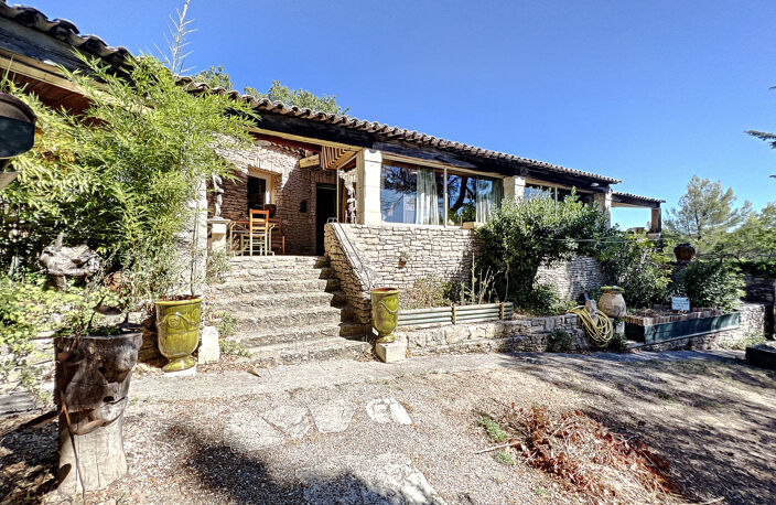 Dept 84 - Murs - Propriété en pierre apparente 360 m2 habita — photo 2