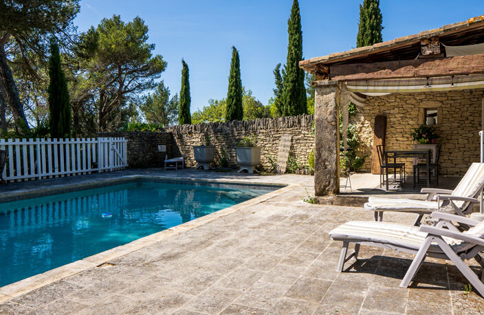 Dept 84 - Murs - Propriété en pierre apparente 360 m2 habita — photo 3