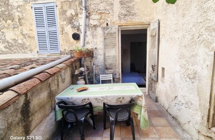Affaire Draguignan centre F3 95m 1étage traversant terrasse — photo 2