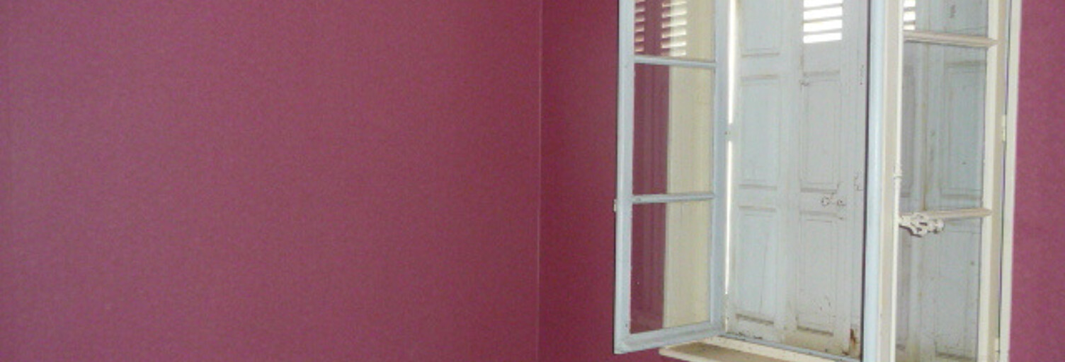 Immeuble  200 m² à vendre à Saint-Just-Saint-Rambert (42170)