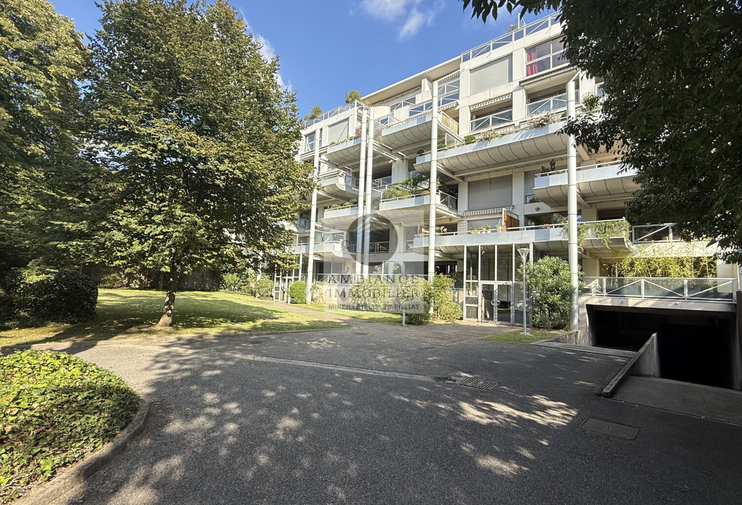 Résidence de standing avec terrasse — photo 1
