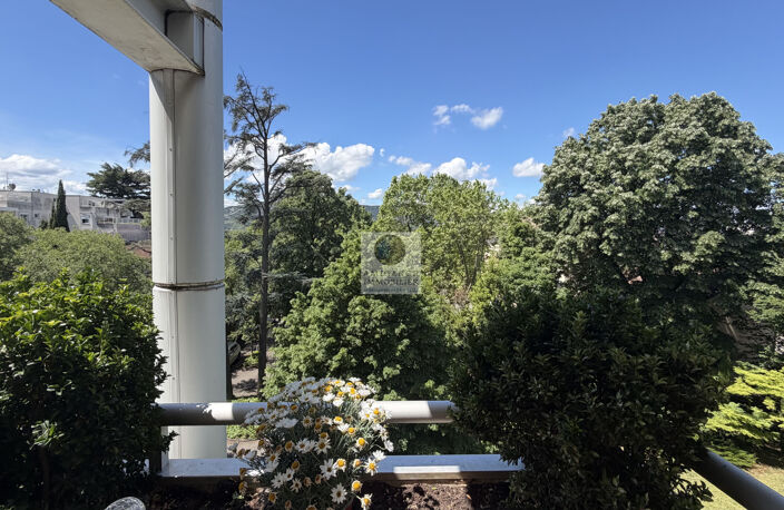 Résidence de standing avec terrasse — photo 3