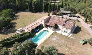 Maison 6 Pièces 216 m² à vendre à Vaugines (84160)