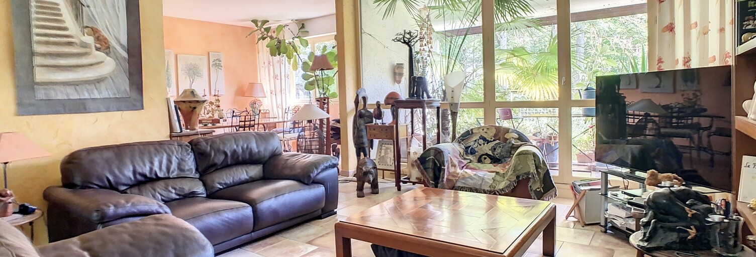 Appartement 5 Pièces 121 m² à vendre à Vaux-le-Pénil (77000)