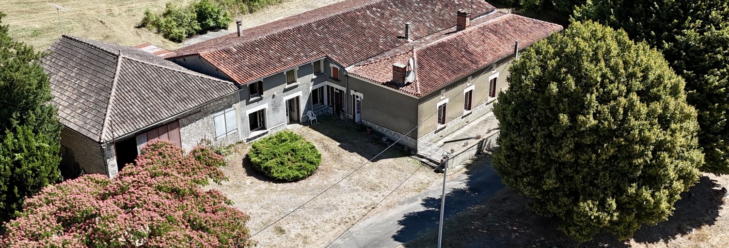 Maison 8 Pièces 270 m² à vendre à Bessac (16250)