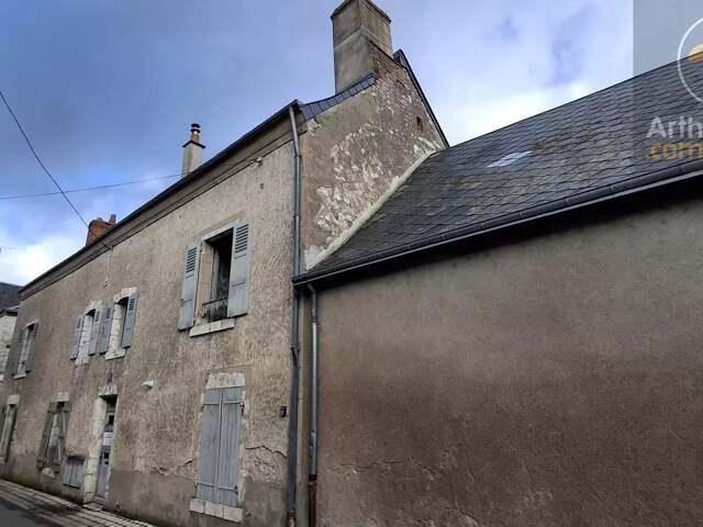 Maison de charme à réinventer à Beaugency, 156 m², 2 chambres — photo du bien