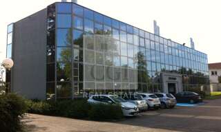 Bureau  210 m² à louer à Tassin-la-Demi-Lune (69160)