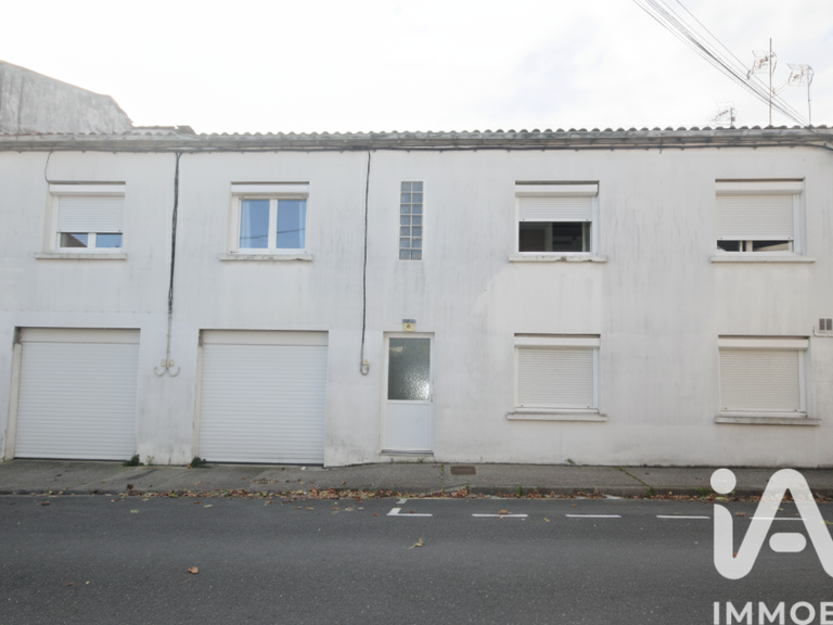 Vente Immeuble 74 m&sup2; — photo 1