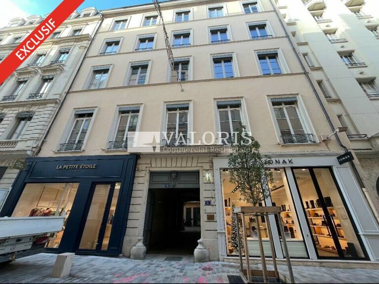 BUREAUX à LOUER — photo 1