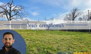 Terrain  904 m² à vendre à Saint-Étienne-de-Saint-Geoirs (38590)