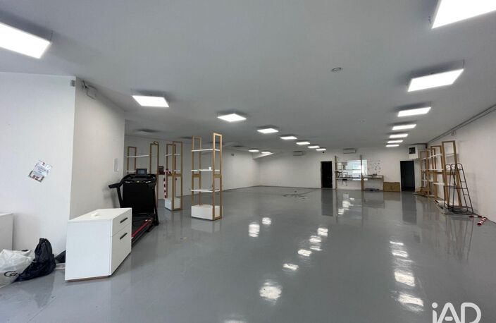 Vente Murs commerciaux 552 m&sup2; — photo 3