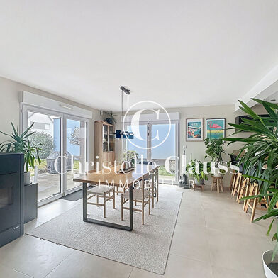 Maison 5 pièces 330000 €