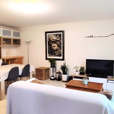 Appartement 4 pièces 384000 €