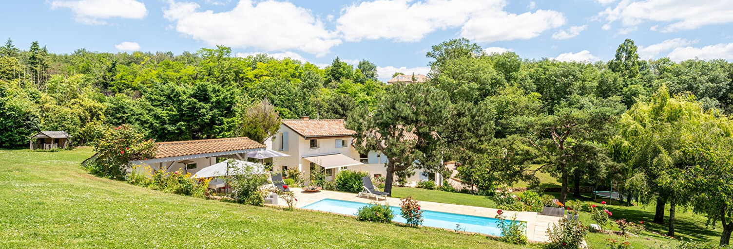 Maison 7 Pièces 265 m² à vendre à Saint-Cyr-au-Mont-d'Or (69450)