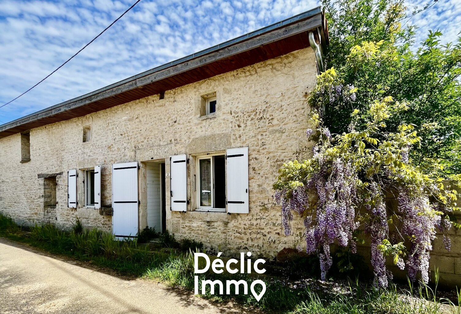 Maison en pierre de 160 m² avec fort potentiel — photo 1