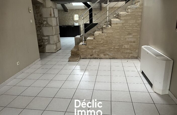 Maison en pierre de 160 m² avec fort potentiel — photo 3
