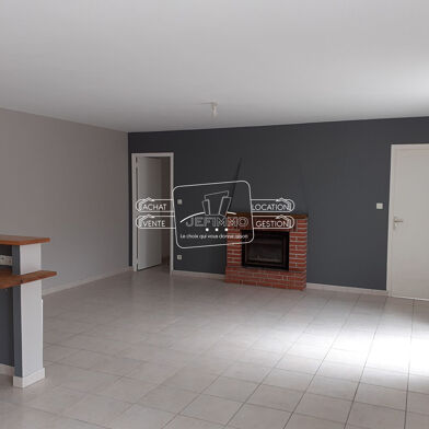 Maison 4 pièces 878 €