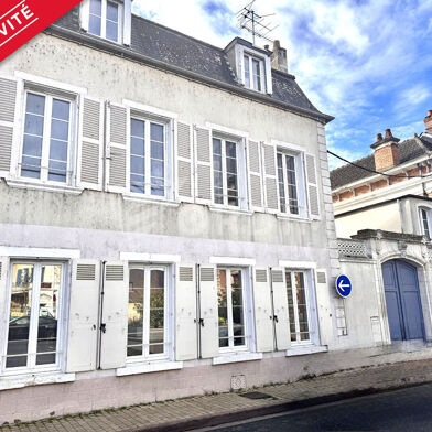 Maison 8 pièces 299600 €