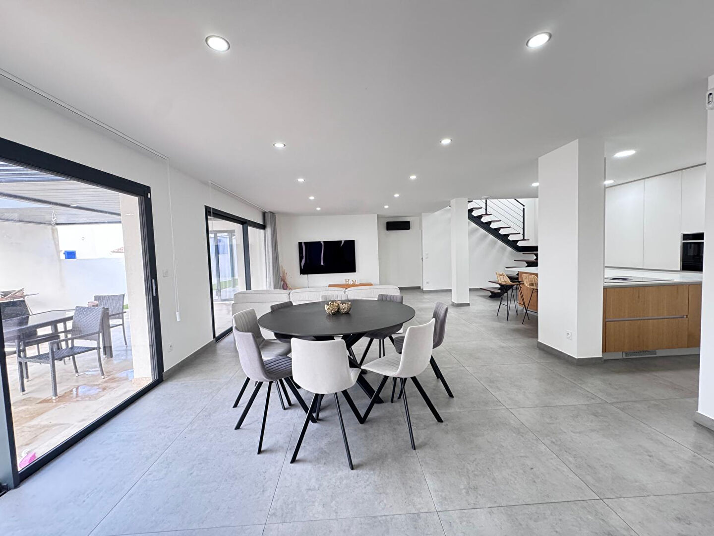 Villa / Maison  T6 à vendre Beauvoisin 30640