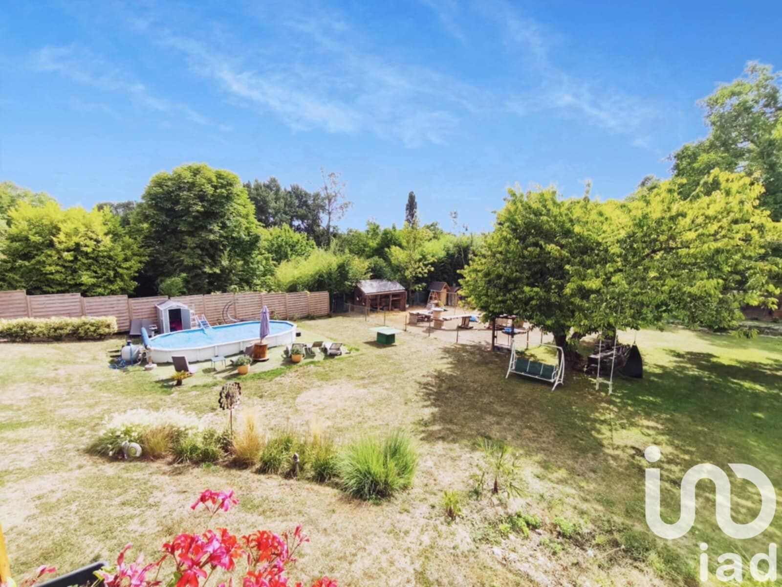 Briarres-Sur-Essonne - 127m² - 8p. - 5ch.