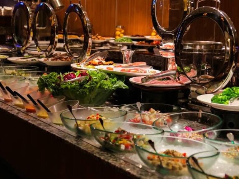 Restaurant — photo 1