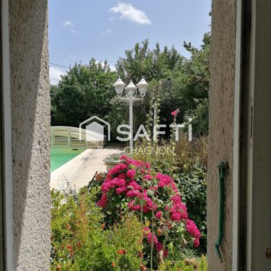 Maison 7 pièces 318633 €