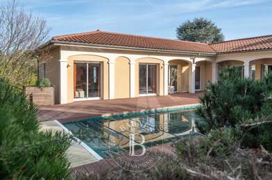 Maison 7 pièces 1090000 €