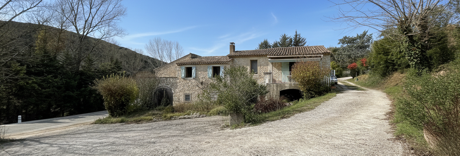 Maison 12 Pièces 289 m² à vendre à Montclus (30630)