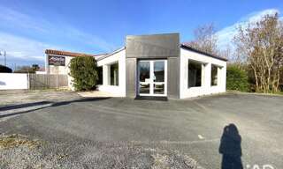 Commerce  275 m² à vendre à Breuillet (17920)
