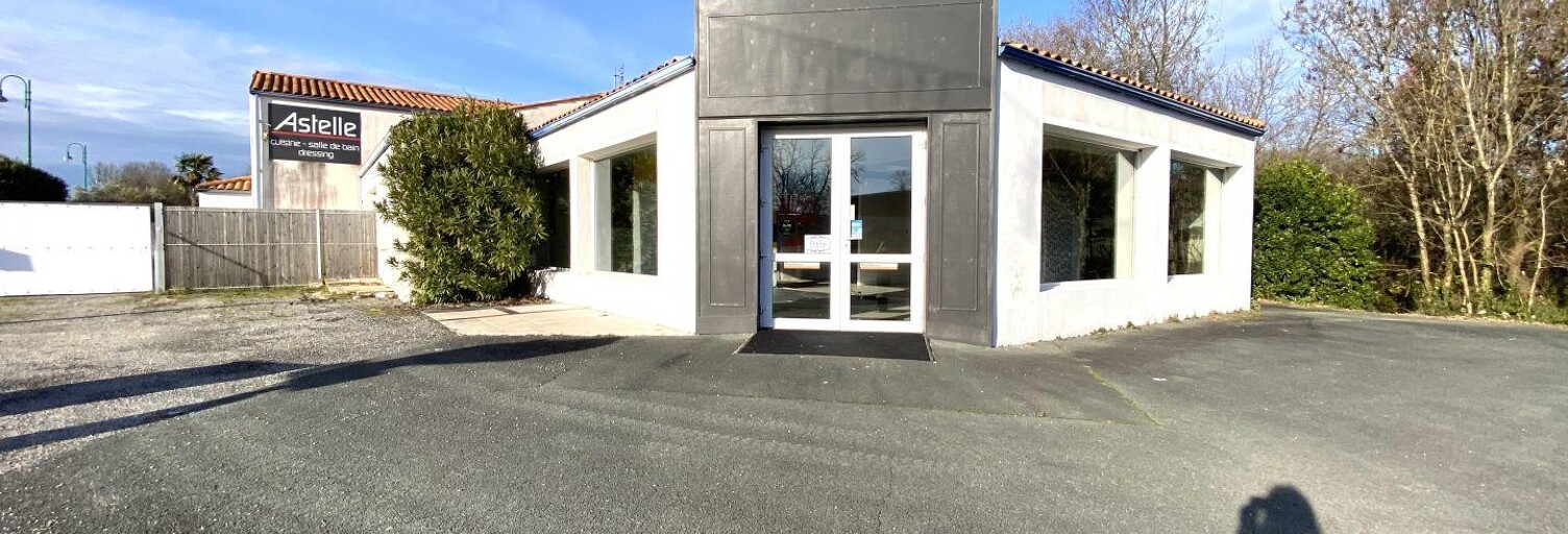 Commerce  275 m² à vendre à Breuillet (17920)