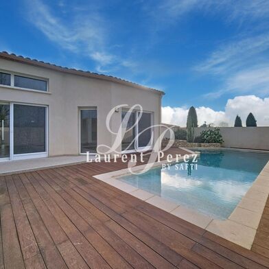 Maison 5 pièces 749000 €