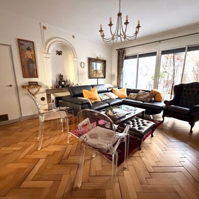 Maison 8 pièces 549000 €