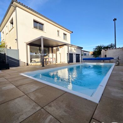 Maison 5 pièces 399000 €