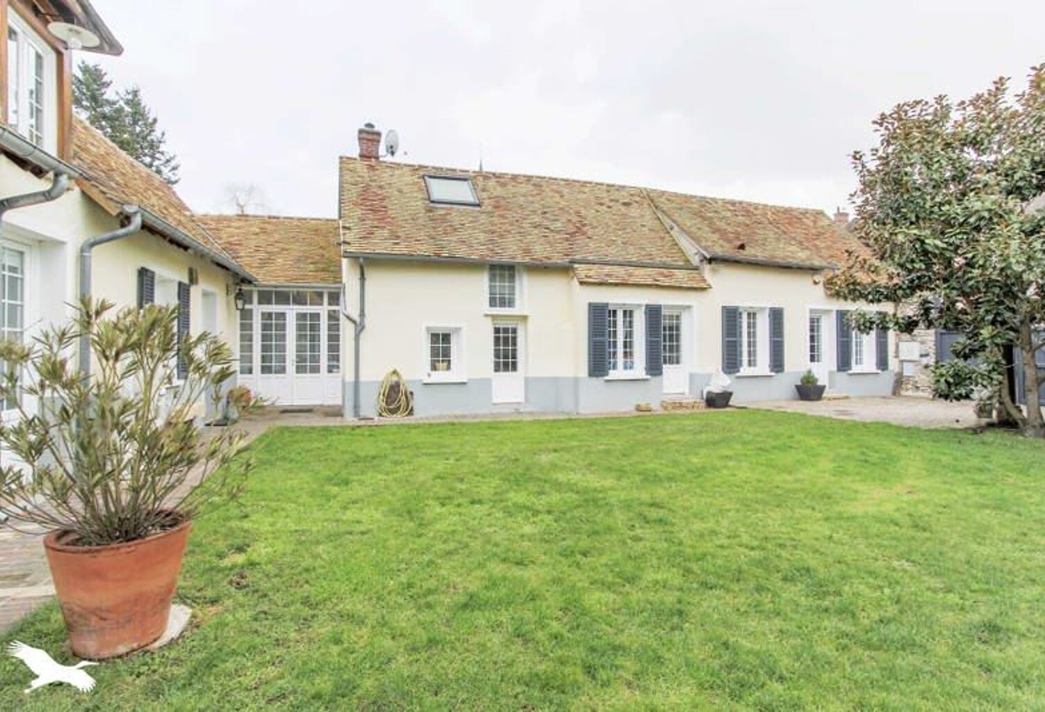 Maison de bourg de 7 pièces principales — photo 1