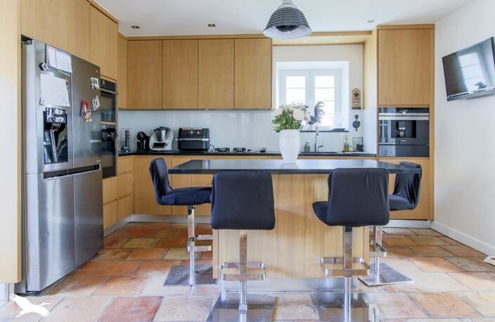 Maison de bourg de 7 pièces principales — photo 3