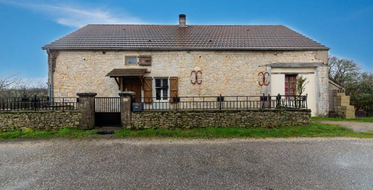 Vente maison 4 pièces 155 m² Francoulès (46090) — photo 1