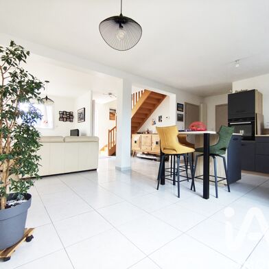 Maison 6 pièces 240000 €